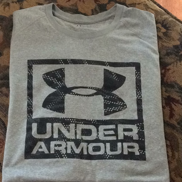 Under Armour Other - Under Armour T-shirt